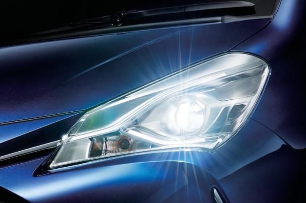 Bi-Beam LEDヘッドランプ