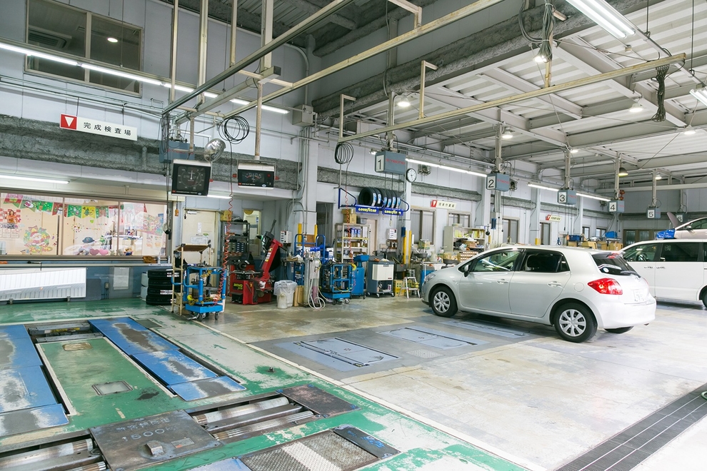 ネッツテラス西宮_サービス工場