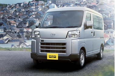 デラックス(2WD CVT)